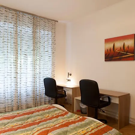 Spacious 3-bedroom Lev Lejlighed *