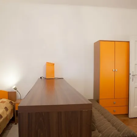 Spacious 3-bedroom Lev Apartma Ljubljana