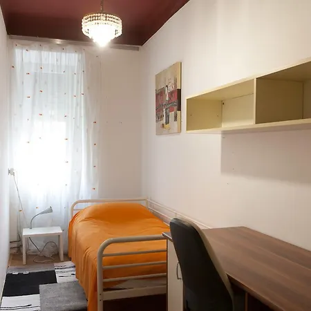 Appartamento Spacious 3-bedroom Lev